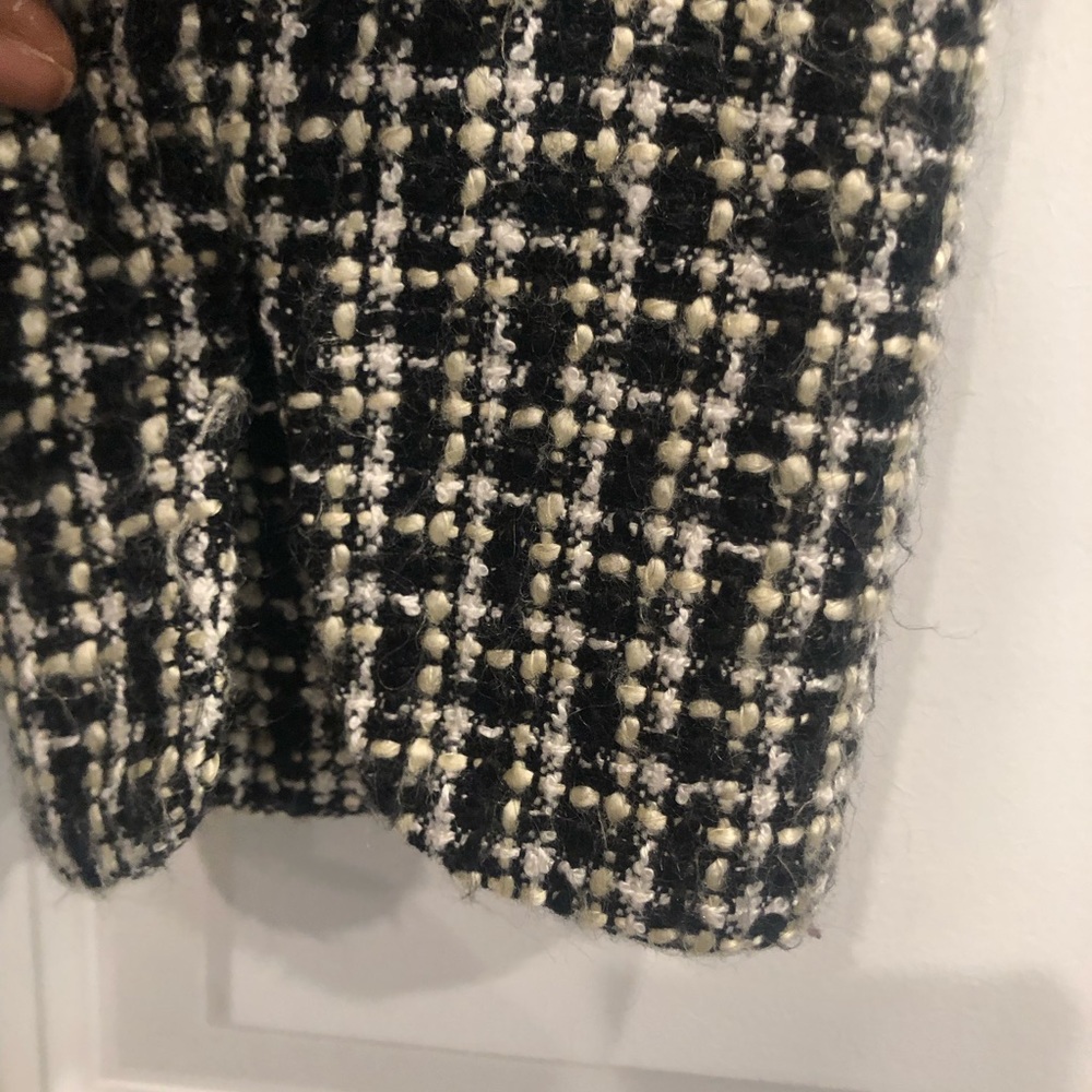 Sandro cream & Black Blazer Size Medium - Picture 7 of 8